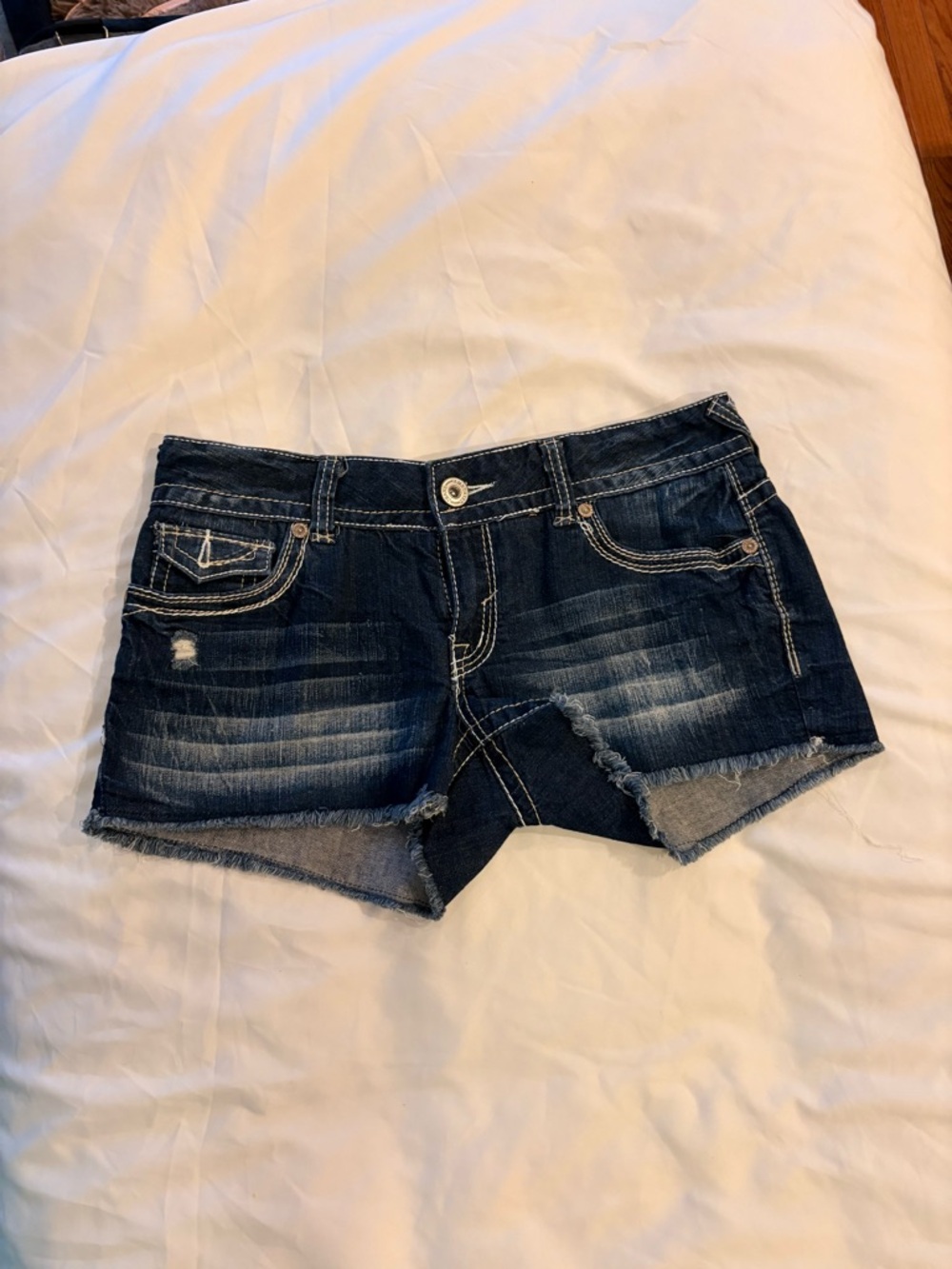 Amethyst Dark Wash Denim Women’s Shorts - Classic Casual